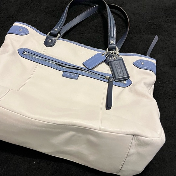 Coach White and Blue Women's Bag - Picture 3 of 12